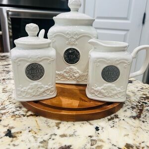 3 piece Tea/Milk/Sugar ceramic set